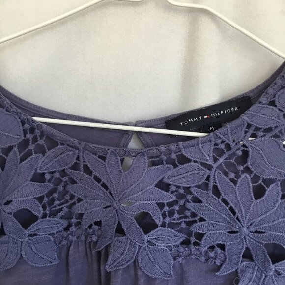 Tommy Hilfiger Tee Relaxed Short Sleeve Lace Yoke and Sleeves Women's Sz Medium - Picture 6 of 7